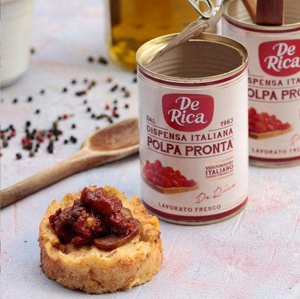 Polenta con sugo ai funghi