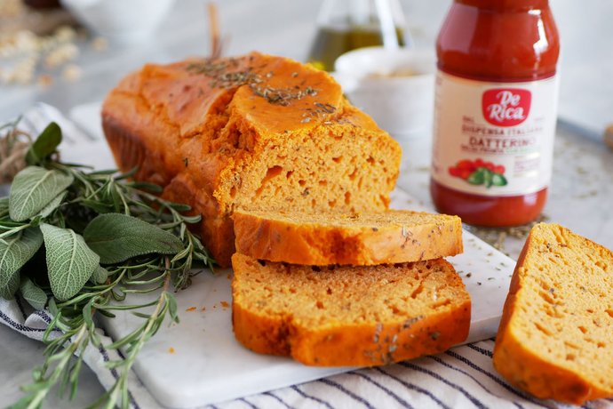 Plumcake al pomodoro e origano