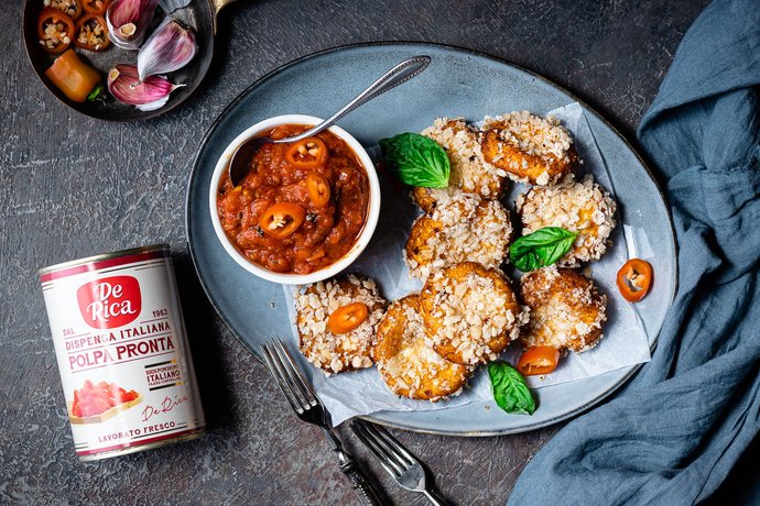 Kebab di yogurt con chutney al pomodoro
