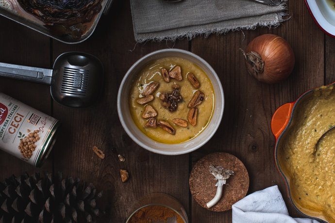 Crema di ceci al doppio aglio