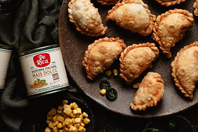 Empanadas vegetariani di mais e cheddar