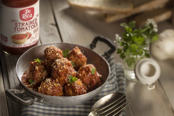 Meatballs with sauce