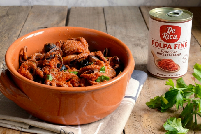 Polipetti al sugo e olive nere