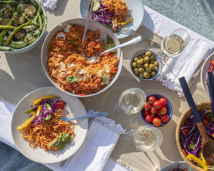 Tomate im Sommer: Leichtigkeit und Geschmack für Mahlzeiten im Freien