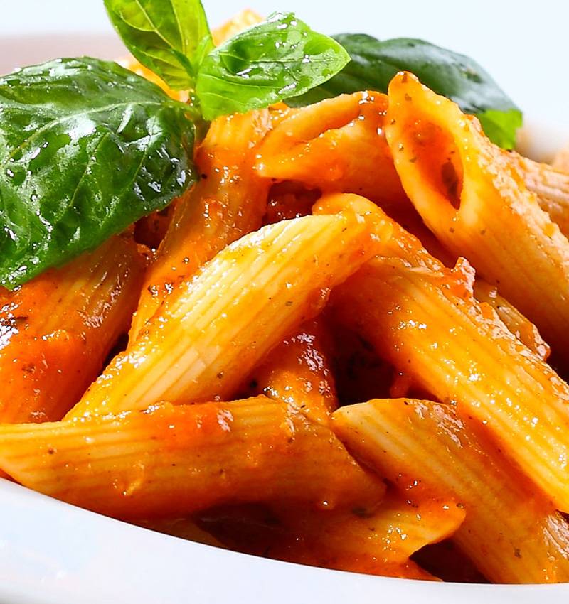 Penne, pennette, pennoni! Lisce, rigate, mezze, a candela…