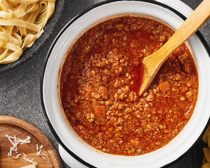 パッサータディポモドーロ（トマトピューレ）：イタリアの北から南まで地域色豊かなソースのベース