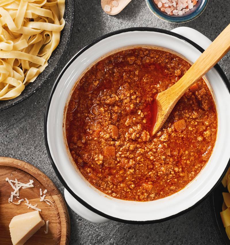 パッサータディポモドーロ（トマトピューレ）：イタリアの北から南まで地域色豊かなソースのベース