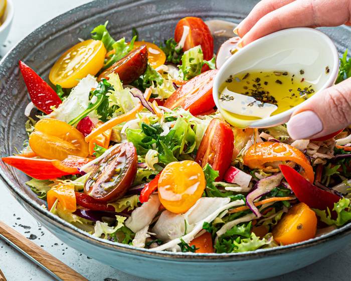 صلصة السلطة: احتفل بالربيع مع الطماطم الخفيفة