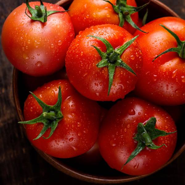 Just one ingredient: Tomatoes. Just the way they should be.