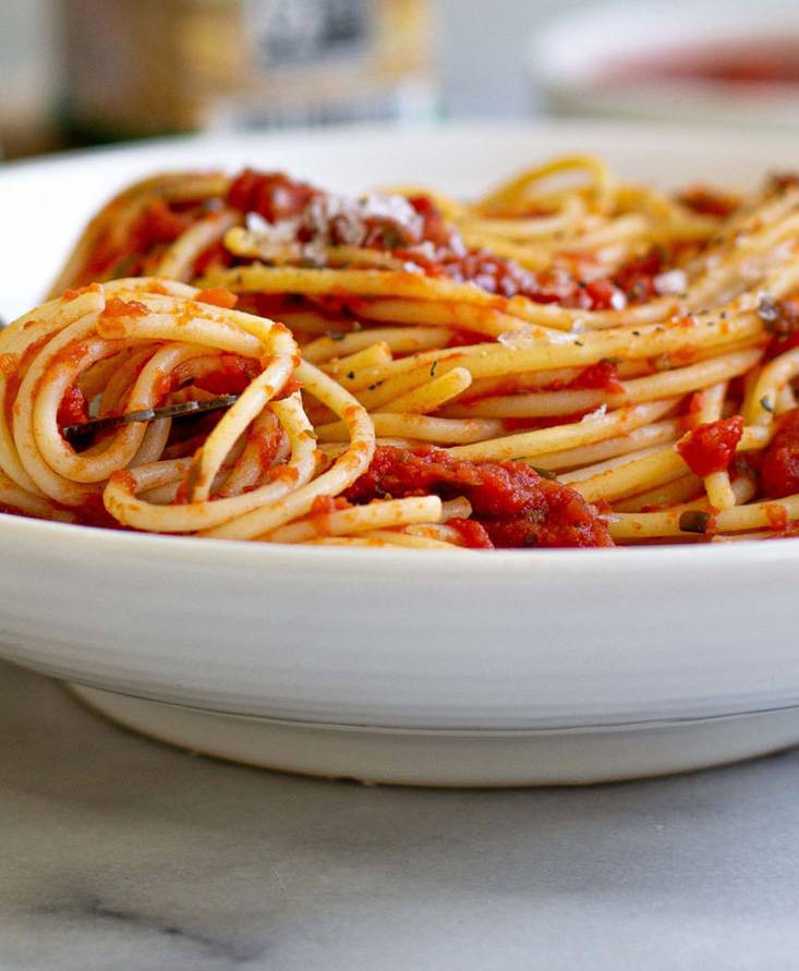 5-Ingredient Tomato Pasta Sauce