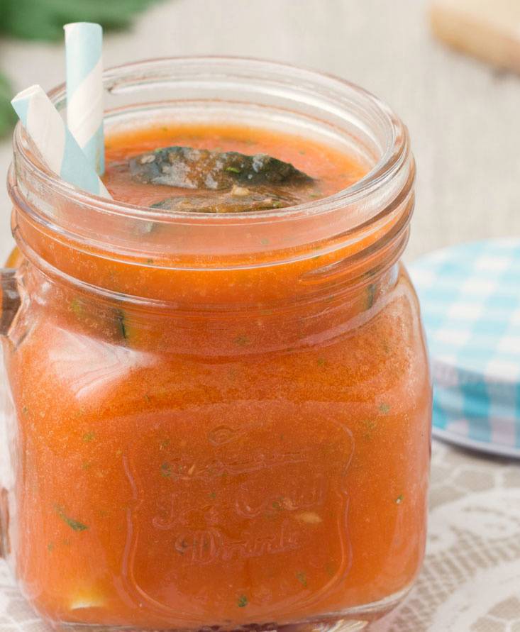 Bevanda al pomodoro, cetriolo e sedano