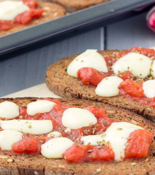 Bruschette alla pizza