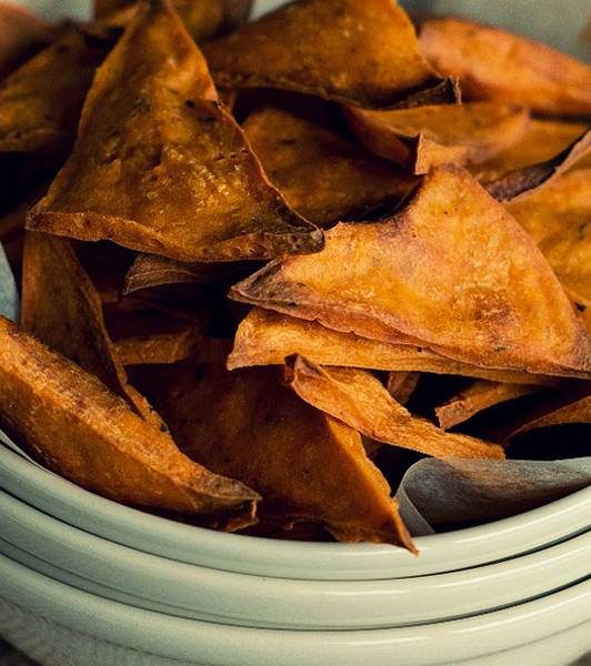Patatine di ceci al pomodoro