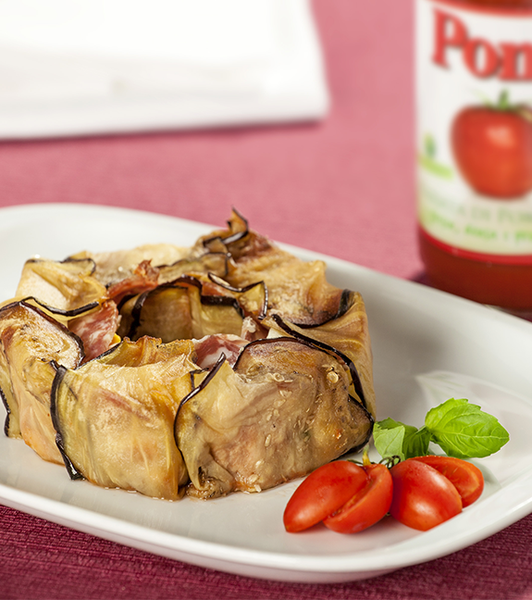 Ciambella di pecorare ripiene rivestite di melanzane al forno