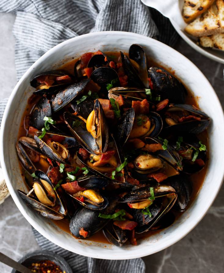 Mussels in Tomato Broth with Bacon