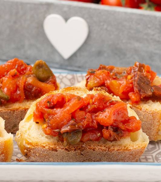 Crostini alla mediterranea