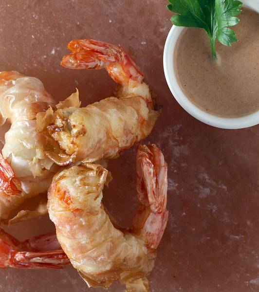 Gamberi in pasta fillo, con salsa rosa
