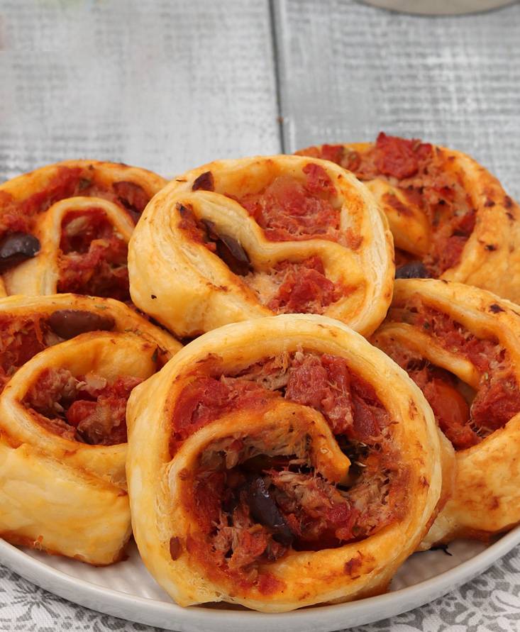 Girelle di sfoglia tonno e olive