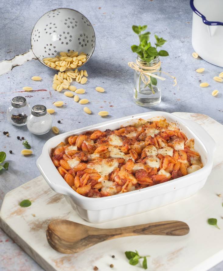 プロ―ヴォラチーズとソーセージのピリ辛サルデーニャ風ニョッキオーブン焼き