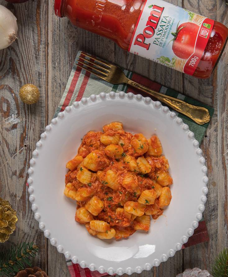 Gnocchi con sugo di faraona