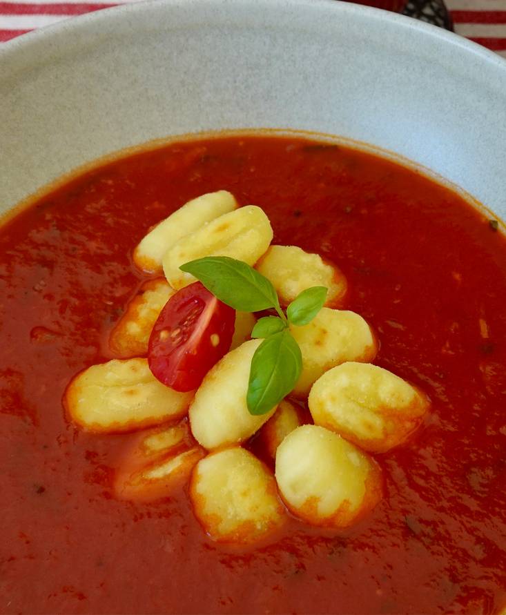 Tomatensuppe mit Gnocchi