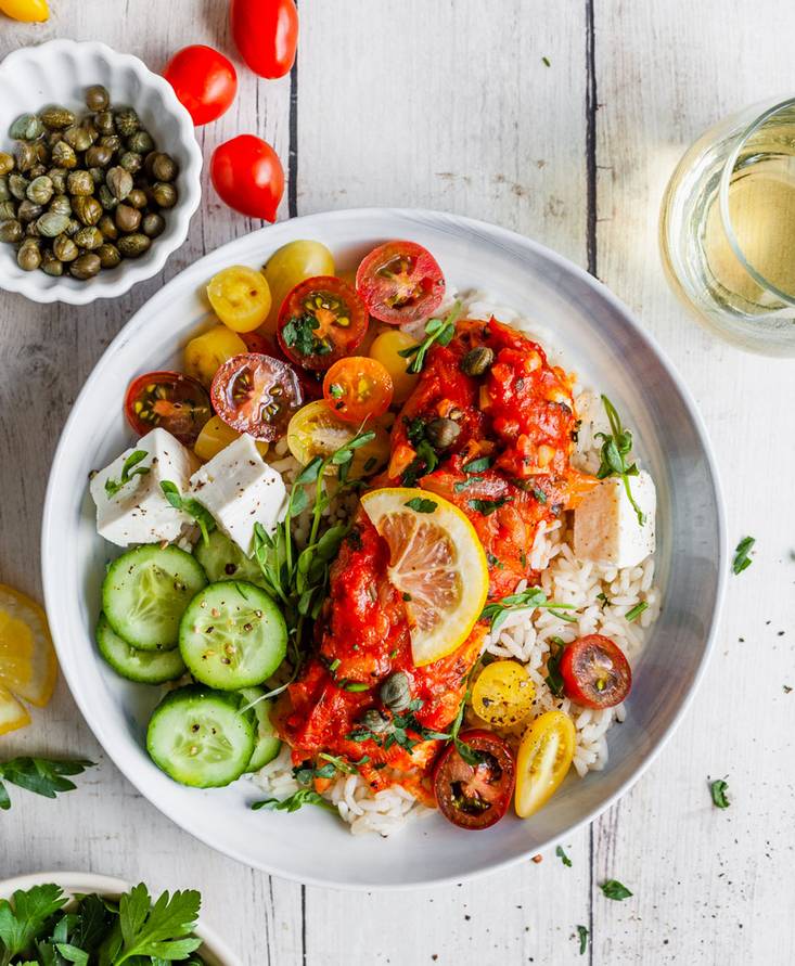 Greek-style Baked Fish with Tomatoes and Onions (Bourdeto)