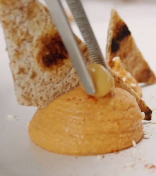 Hummus di ceci al pomodoro