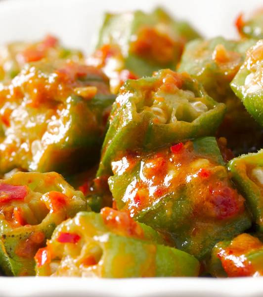 Lebanese okra stir fry