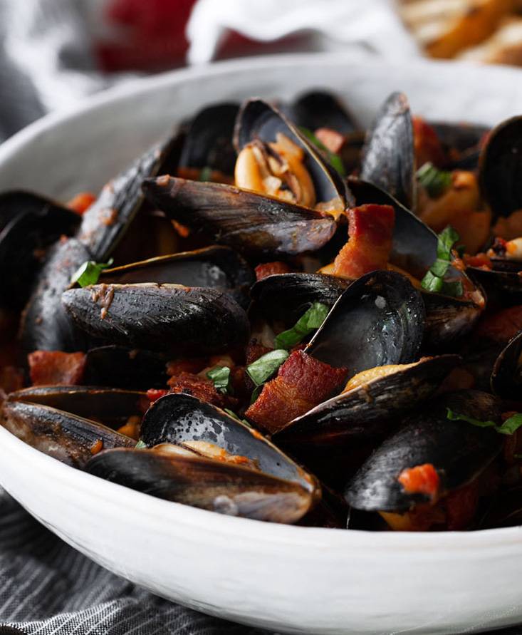Mussels in Tomato Broth with Bacon