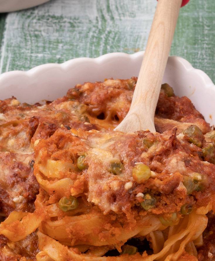 Nidi di tagliatelle al ragu’