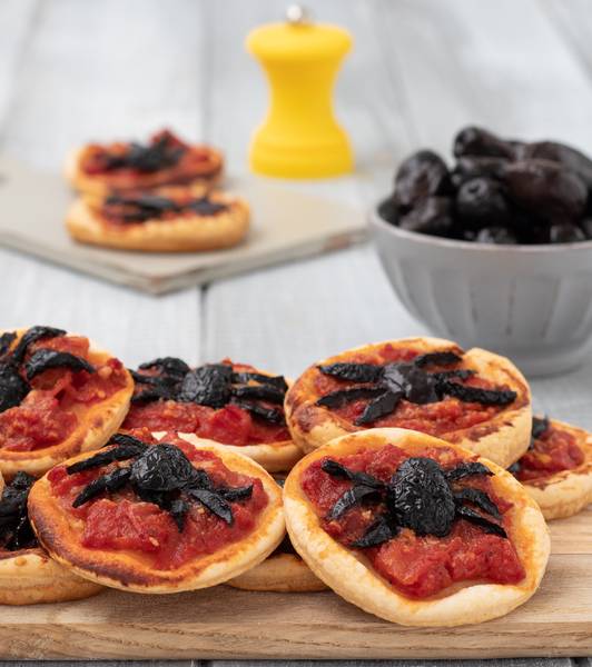 クモのミニピッツァ