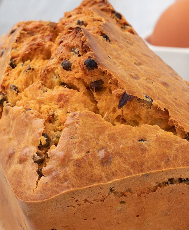 Plumcake con uova sode e piselli