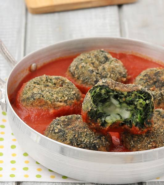 Polpette di spinaci al sugo