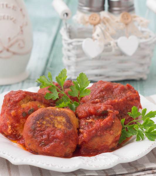 Polpette di ricotta al sugo