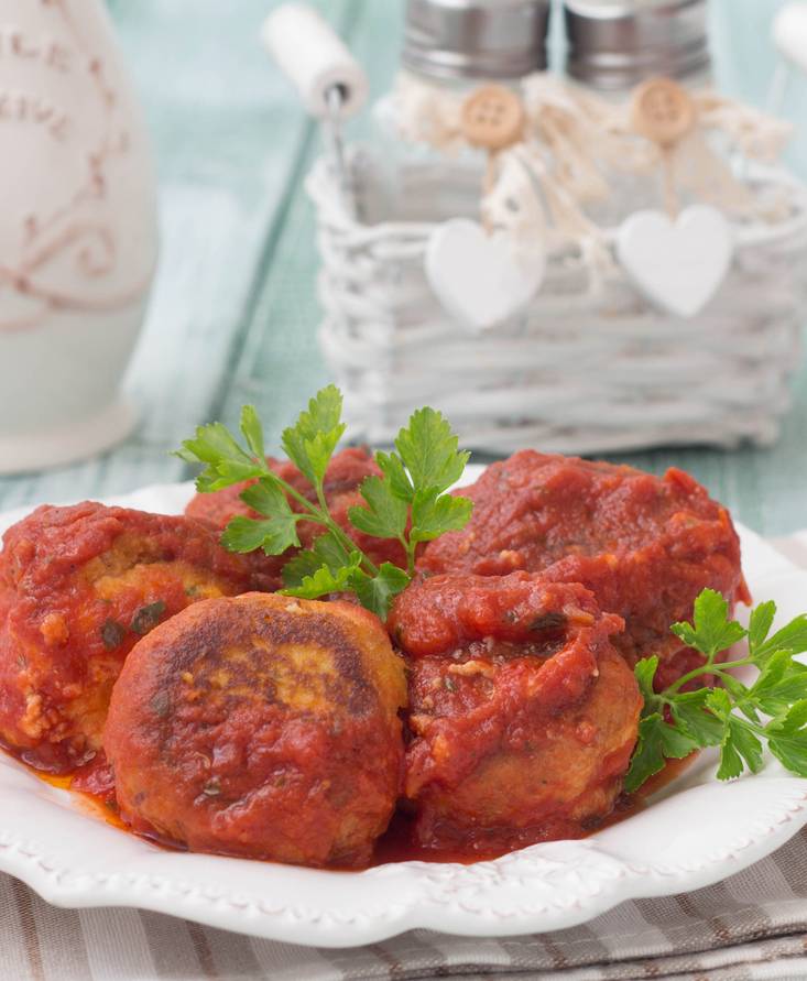 Polpette di ricotta al sugo