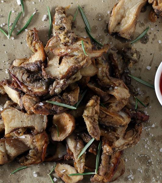 Fried Porcini Mushrooms in Rustic tomato and oregano Sauce