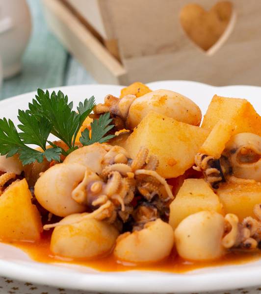 Seppie e patate al sugo
