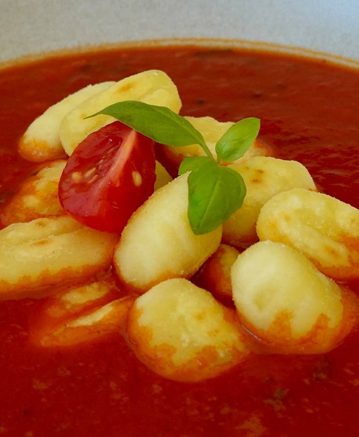 Tomatensuppe mit Gnocchi