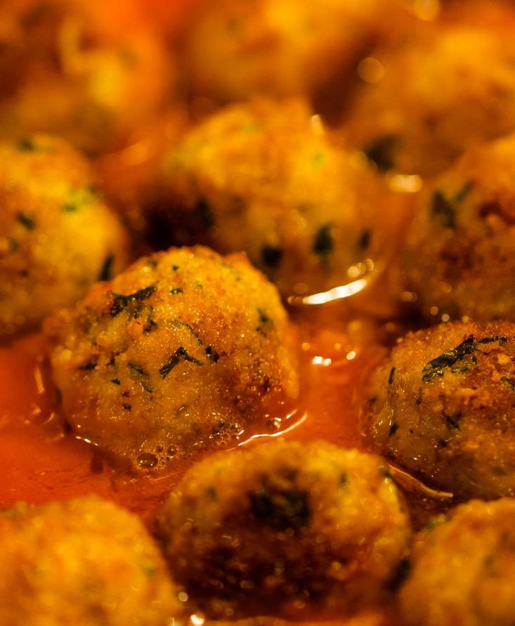 Veal Meatballs with Tomato and White Wine Sauce