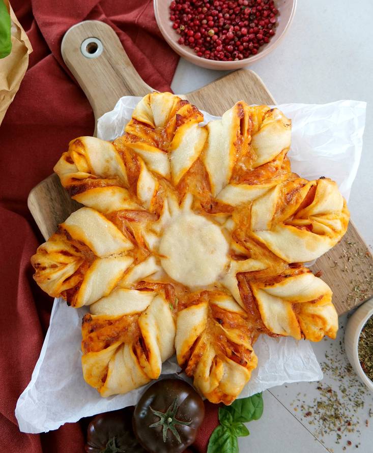 Zupfblumen mit Pizzafüllung